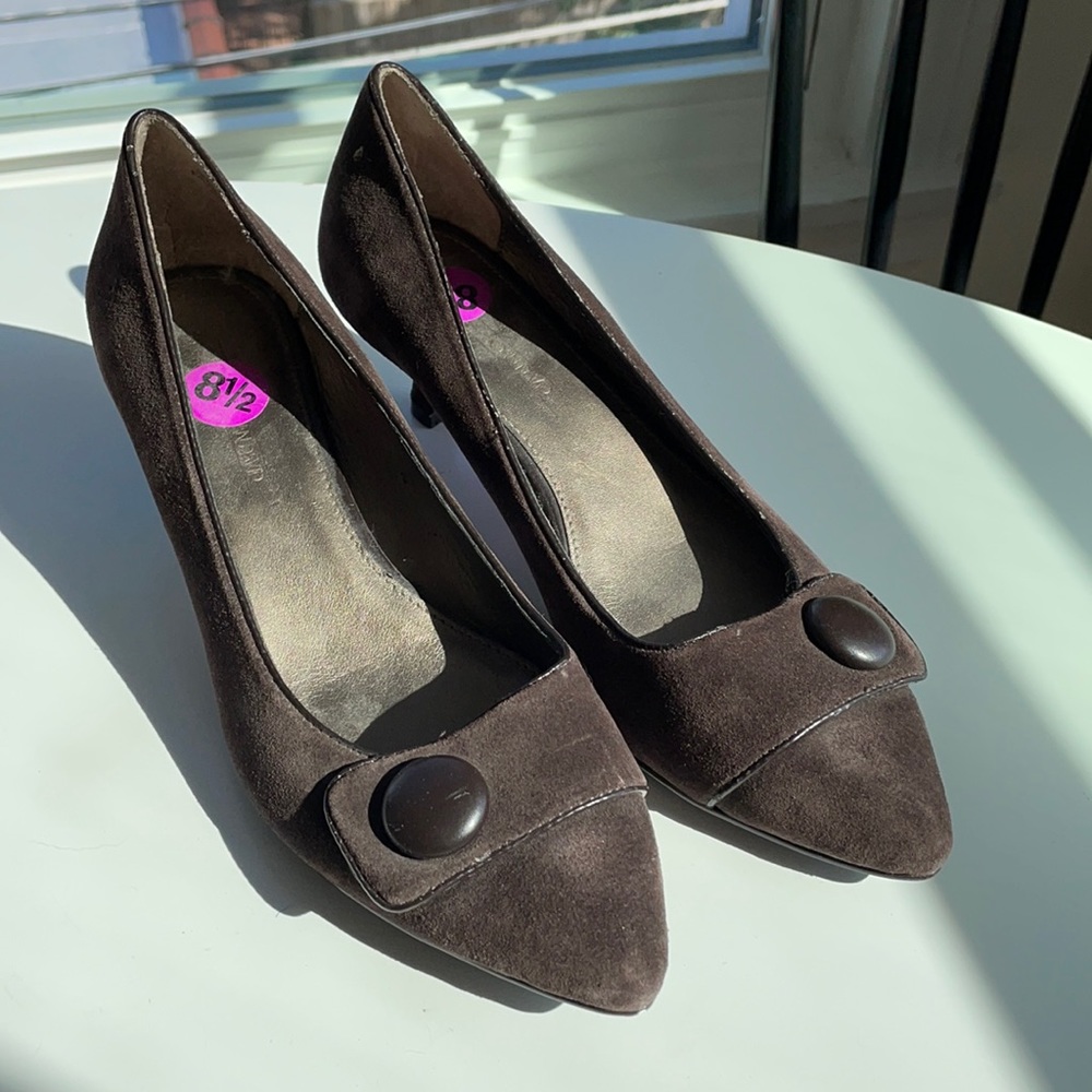 Never worn brown kitten heel